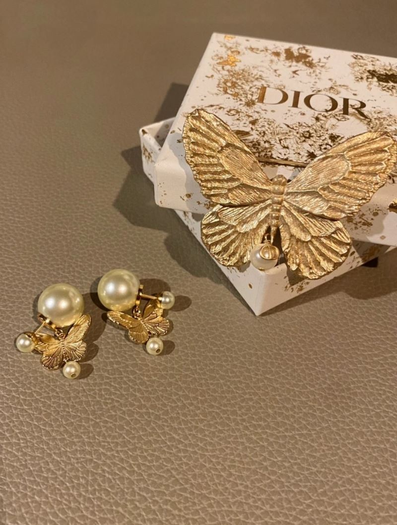 Christian Dior Earrings